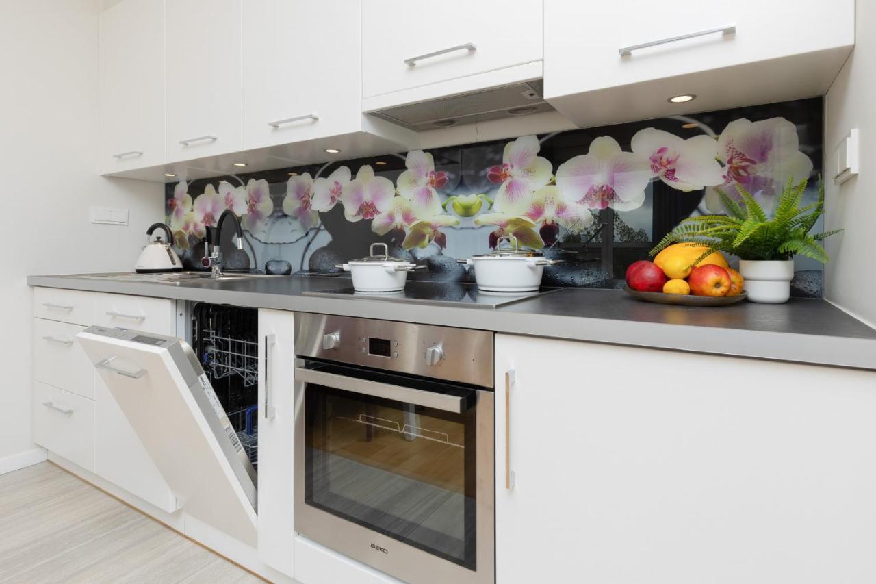 ורשה Quiet Apartment Park Edwarda Szymanskiego By Noclegi Renters מראה חיצוני תמונה