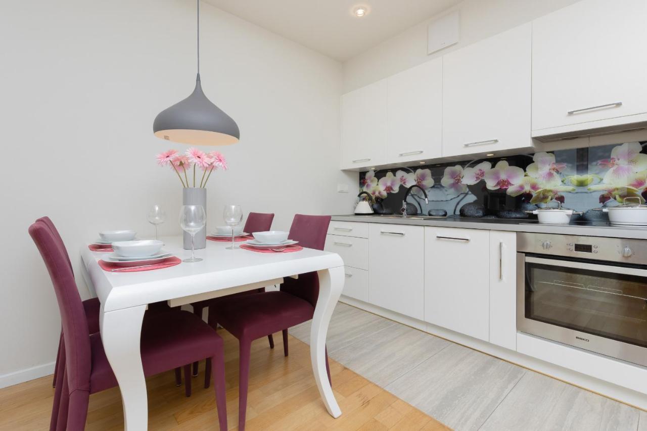 ורשה Quiet Apartment Park Edwarda Szymanskiego By Noclegi Renters מראה חיצוני תמונה